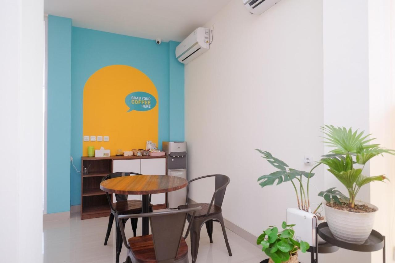 Sans Hotel Aurum Majapahit Semarang Esterno foto