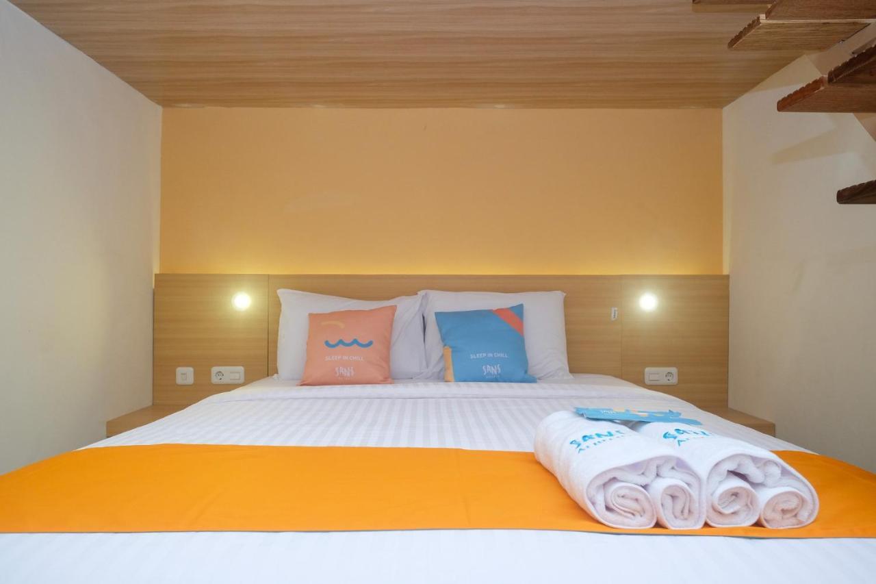 Sans Hotel Aurum Majapahit Semarang Esterno foto